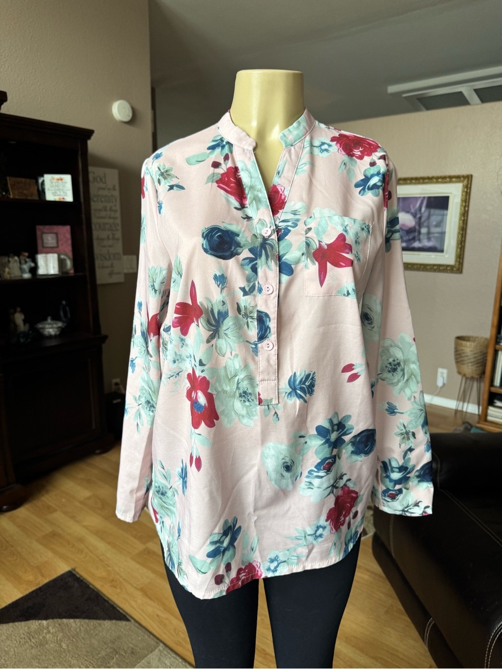 Boutique pink floral V-neck long roll tab sleeves blouse-size L